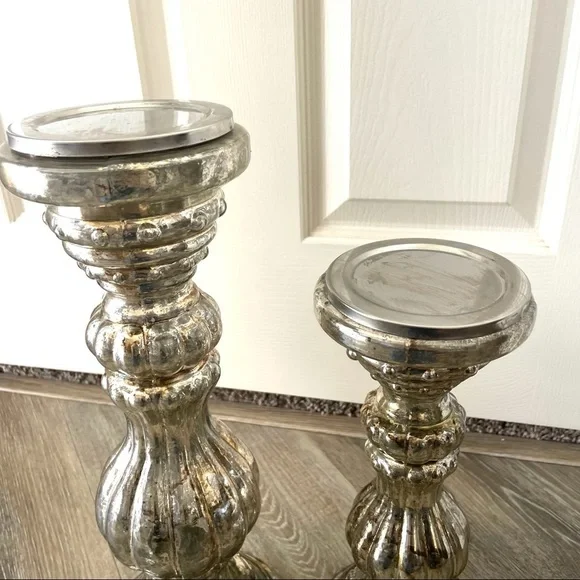 Two silver vintage style candlesticks - Picture 11 of 16